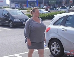 lily/videos/5XdEuK4KIBcqjEjzvNzmTQbSCutIJyBa