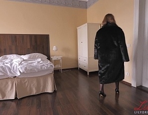 lily/videos/Fs_FHcIqSFxGfEE70jE3BTVYiNKUiqvH