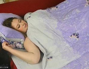 lily/videos/PQJk7r_CyToejUyoEFEcFioz4-vypZnw