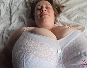 lily/videos/dy5TojH2DeVWx9ri5ghOAGtaeITPQG-j