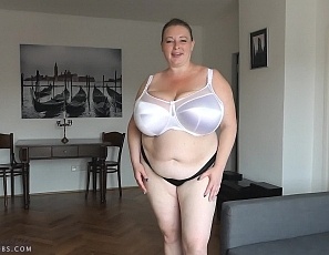 lily/videos/fuvREKYK-4DQoatqWyb8XvNWlkgeuSNT