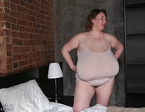 lily/videos/o4gc0LPBYVdNCO6sUxD05sEDBYIJXXPW