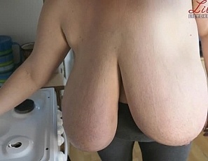 lily/videos/ycphD7Qgh7APK9WpeOmZ6eWytum9mEjE