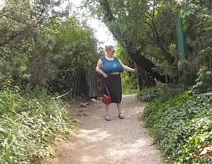 lily2/videos/_mac1NFMPaFGrQck2PlxQsegkXSXAicb